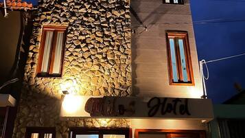 Façade de lâhĂ©bergement