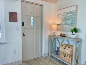 Interior - Spacious beach cottage steps from the beach on Anna Maria Island (Bradenton Beach)