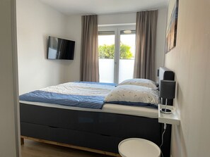 Unclassified image, 4 of 34, button