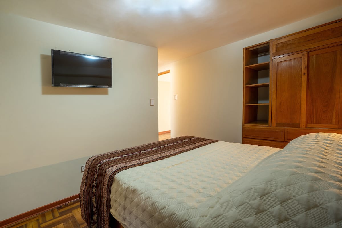 Habitación individual básica | Escritorio, espacio para trabajar con un portátil, wifi gratis