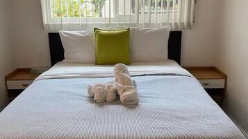 Family House | 2 bedrooms, iron/ironing board, free WiFi