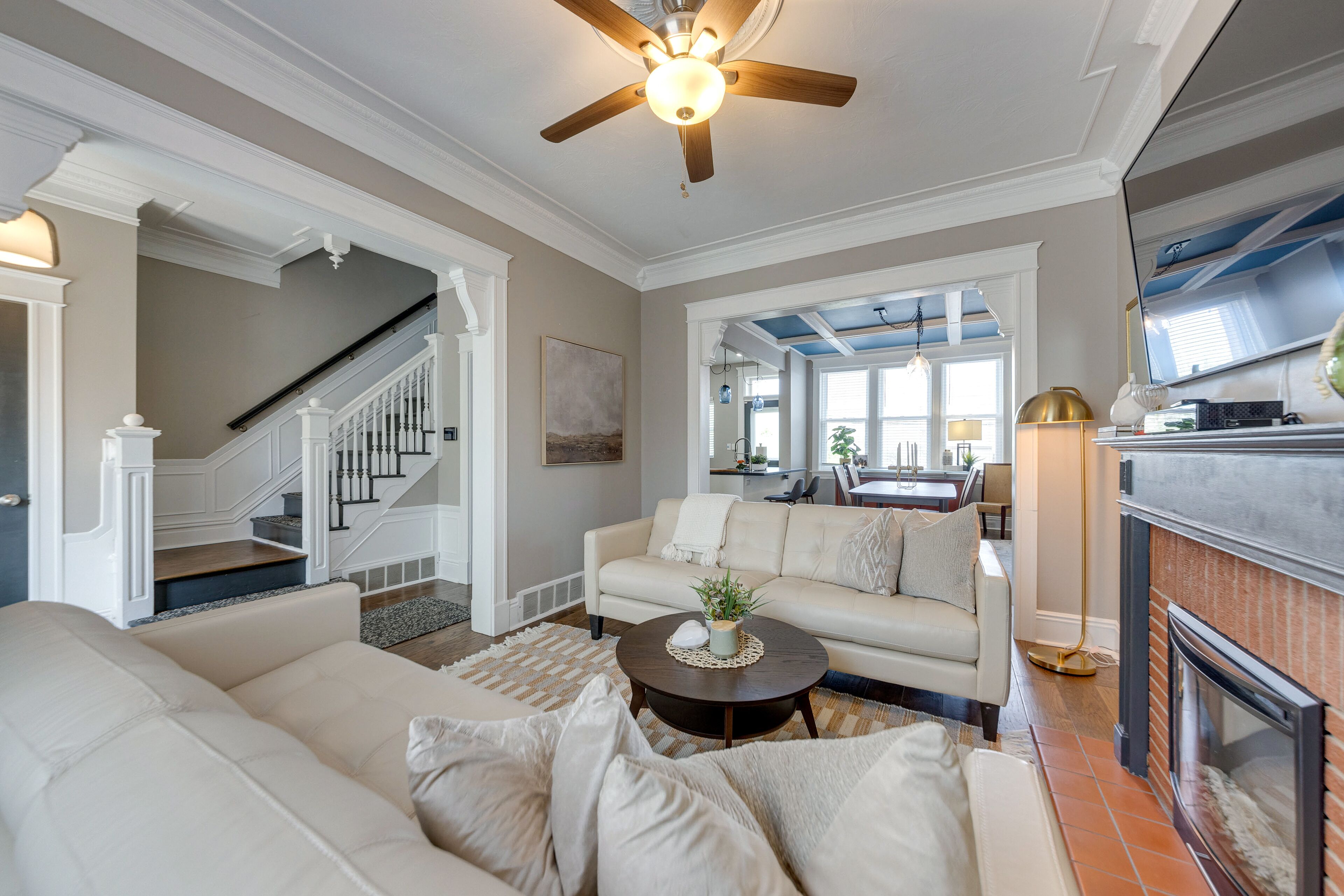 Spacious Home w/ Yard ~ 4 Mi to Downtown St Louis!