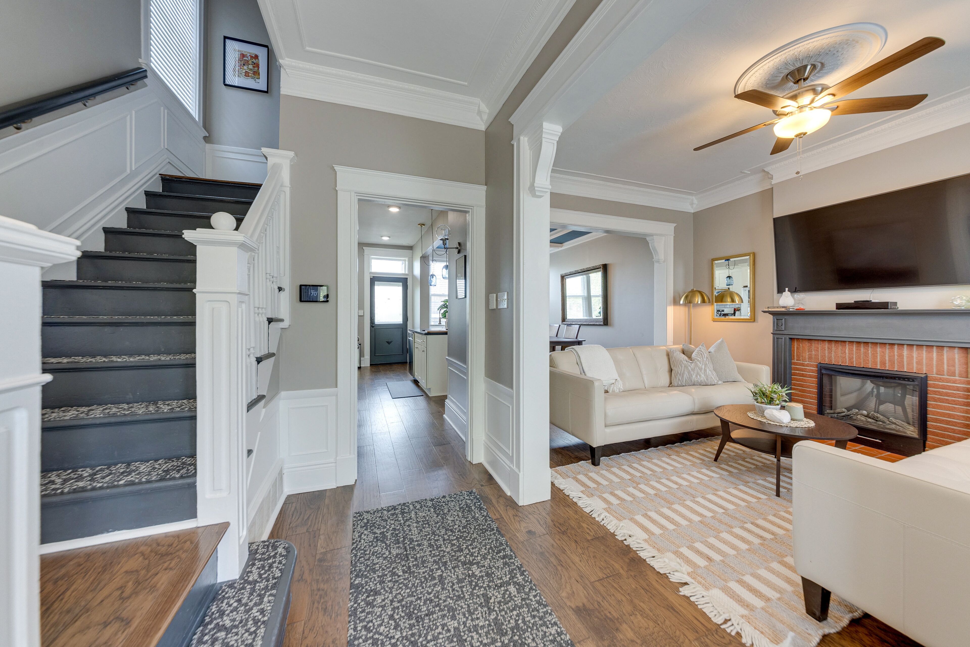 Spacious Home w/ Yard ~ 4 Mi to Downtown St Louis!