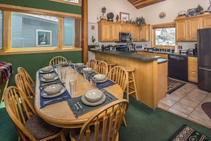 Dining - Adventure Awaits! Ski-In/Out Big Sky Townhome by Lake Levinsky & Bear Back Lift (Big Sky)