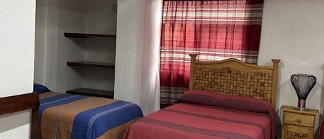 Chambre Ălite | Espace de travail pour ordinateurs portables, accĂšs au Wi-Fi (inclus)