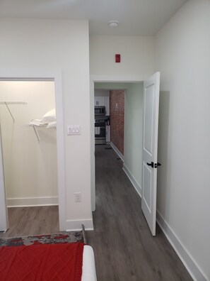1 bedroom, in-room safe, iron/ironing board, free WiFi
