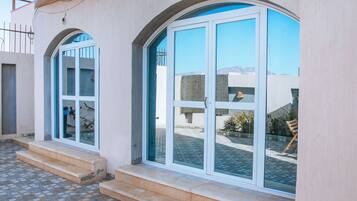 Apartment, 1 Bedroom, Accessible, Balcony | Property entrance
