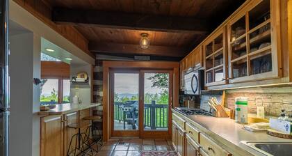 Mount Ever-Rest: Great Mtn Views! 15% Military/First Responder Discount!