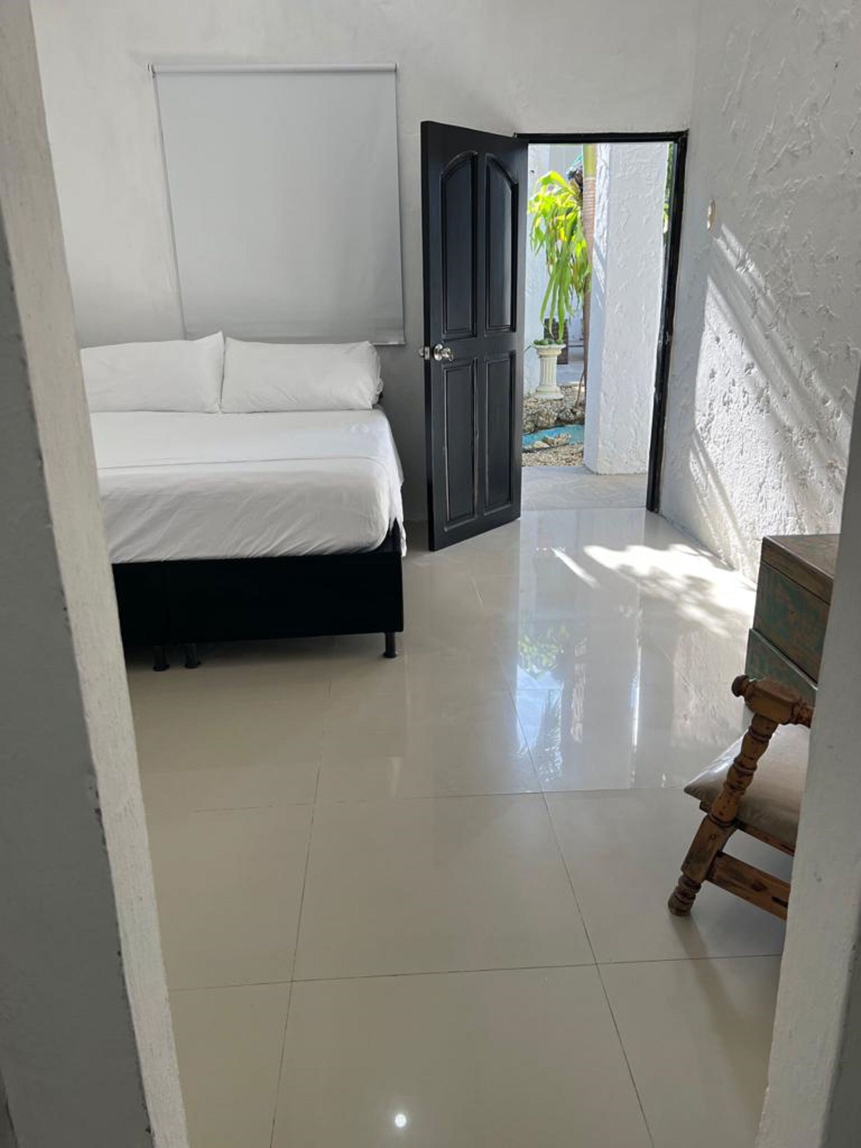 Tr-v1d Hostel Room Near Castillo San Felipe With Pool and Wifi