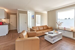 Imagen sin descripción, 3 de 34, botón