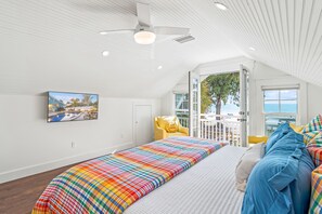 4 makuuhuonetta, silitysrauta/-lauta, ilmainen Wi-Fi, vuodevaatteet