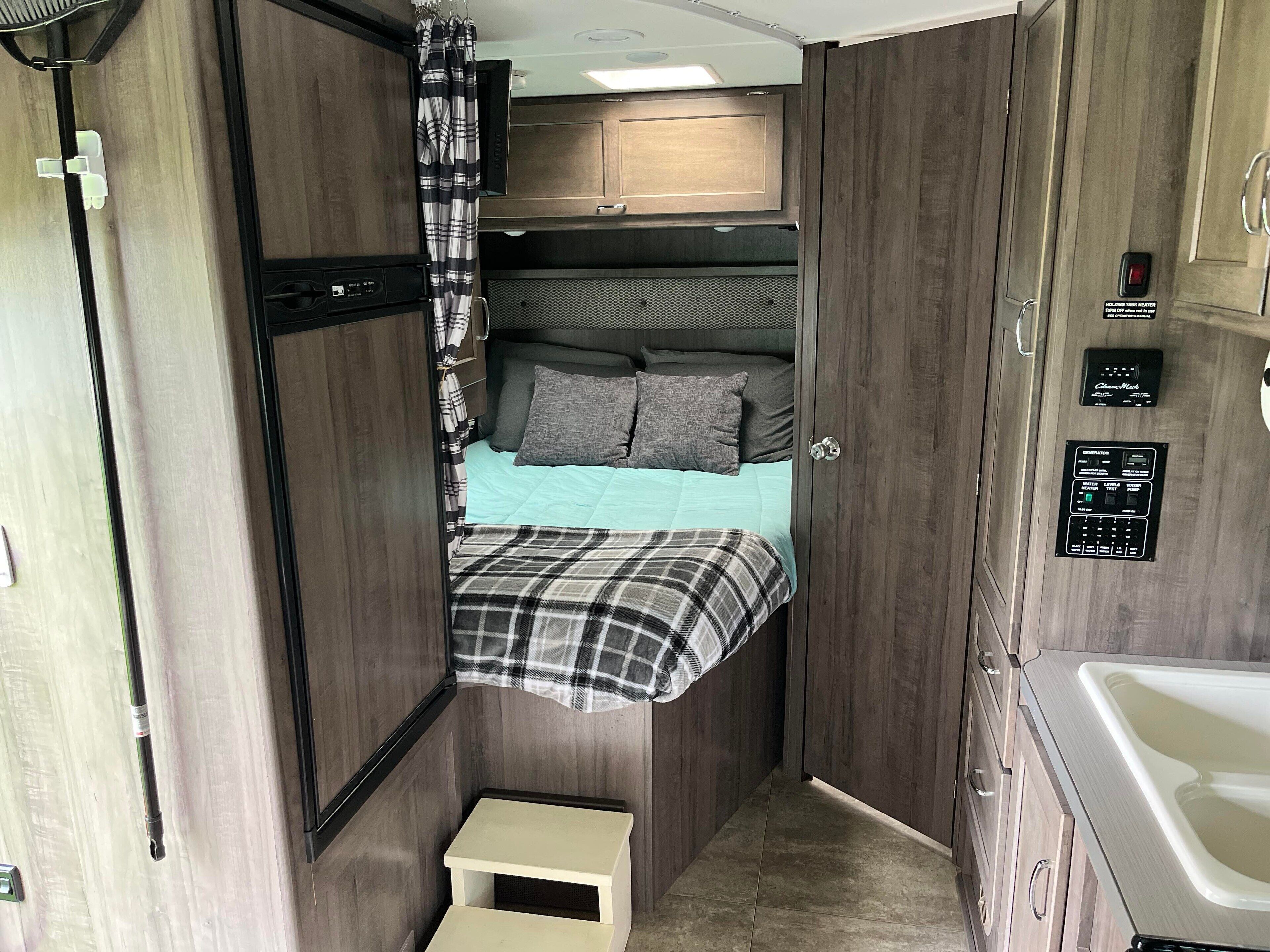 Class-C Smoky Mtn Adventure - 2016 Winnebago Spirit (aka Minnie Winnie)