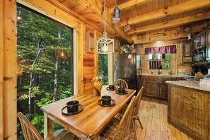 Dining - Floor-Ceiling Glass Windows, MountainViews, Hot Tub, WIFI, Pool Table, KingBeds. (Sevierville)
