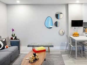 Smart TV - Colon Apartment I (Madrid)