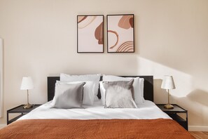 1 habitación, tabla de planchar con plancha, wifi y ropa de cama 