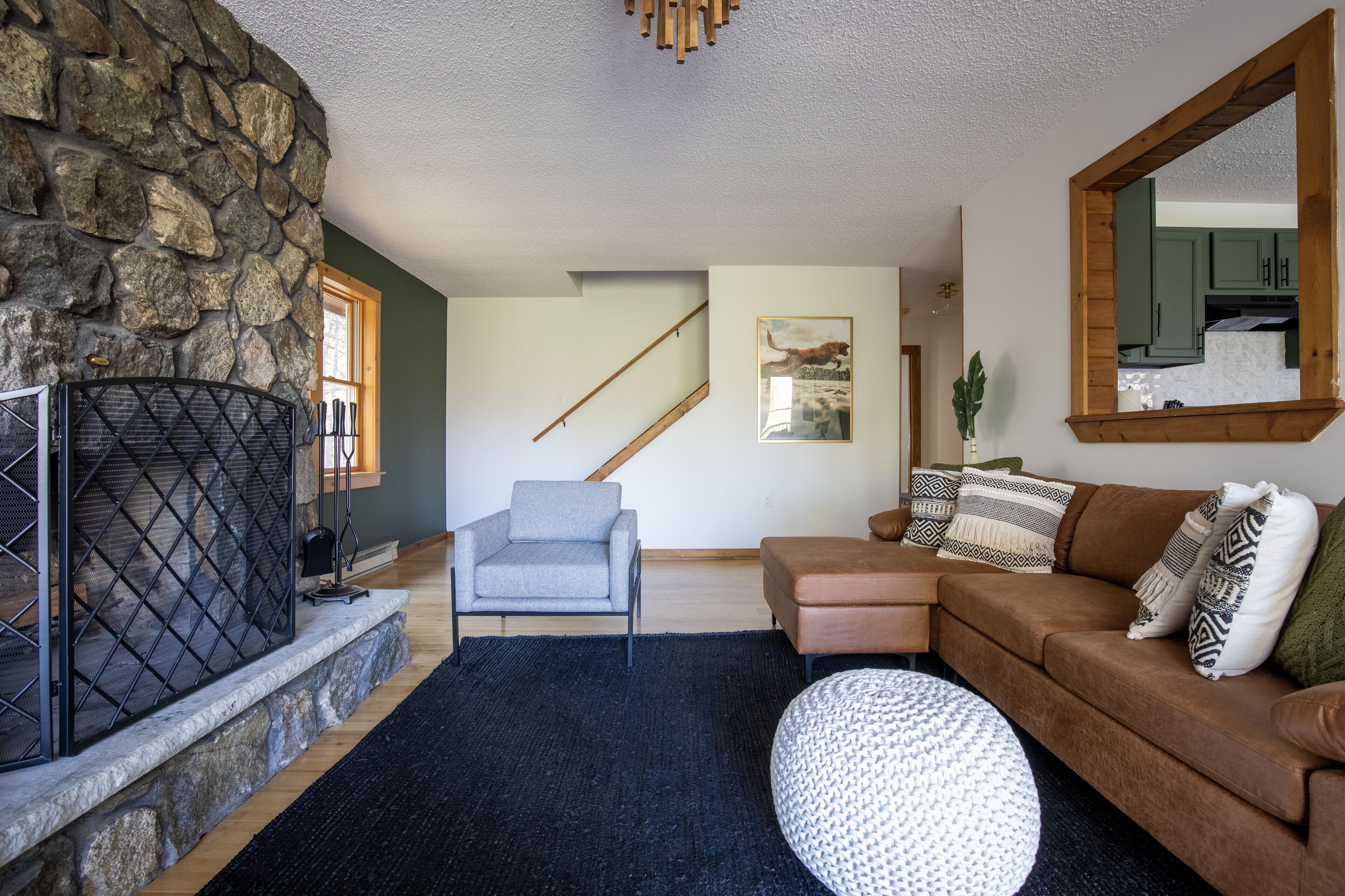 Lake George Secluded Chalet in the heart of Bolton Landing