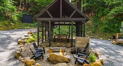 Unique Stay - 5 Star - Great Location - "Grounded"