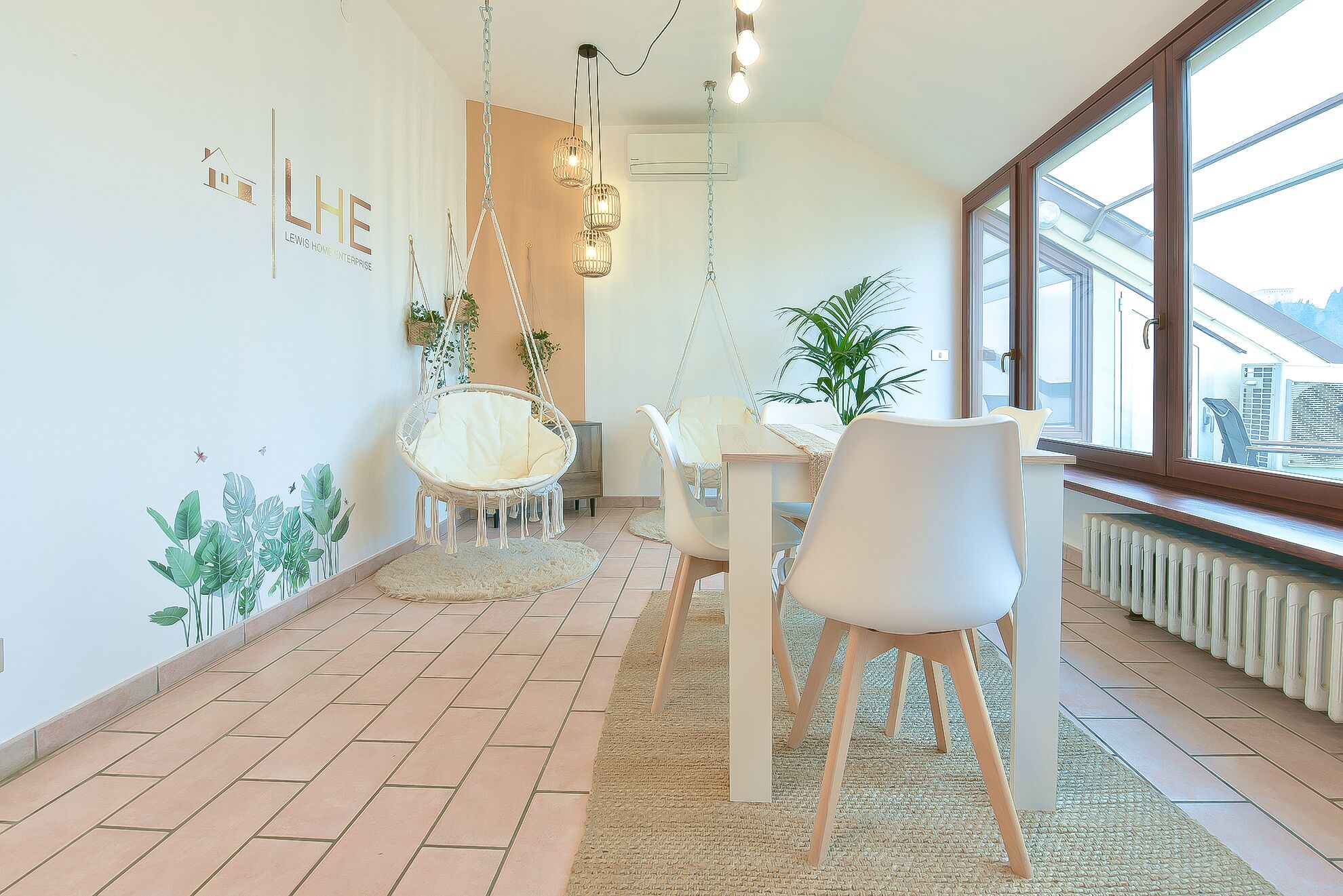 Apartment, 2 Bedrooms, Terrace, City View | Dining