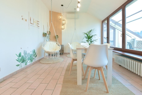 公寓, 2 间卧室, 露台, 城市景观 | 用餐