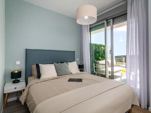 1 bedroom, iron/ironing board, bed sheets