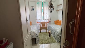 Room, 1 Bedroom, City View