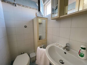 Chambre, 1 chambre, vue ville | Équipements de salle de bain