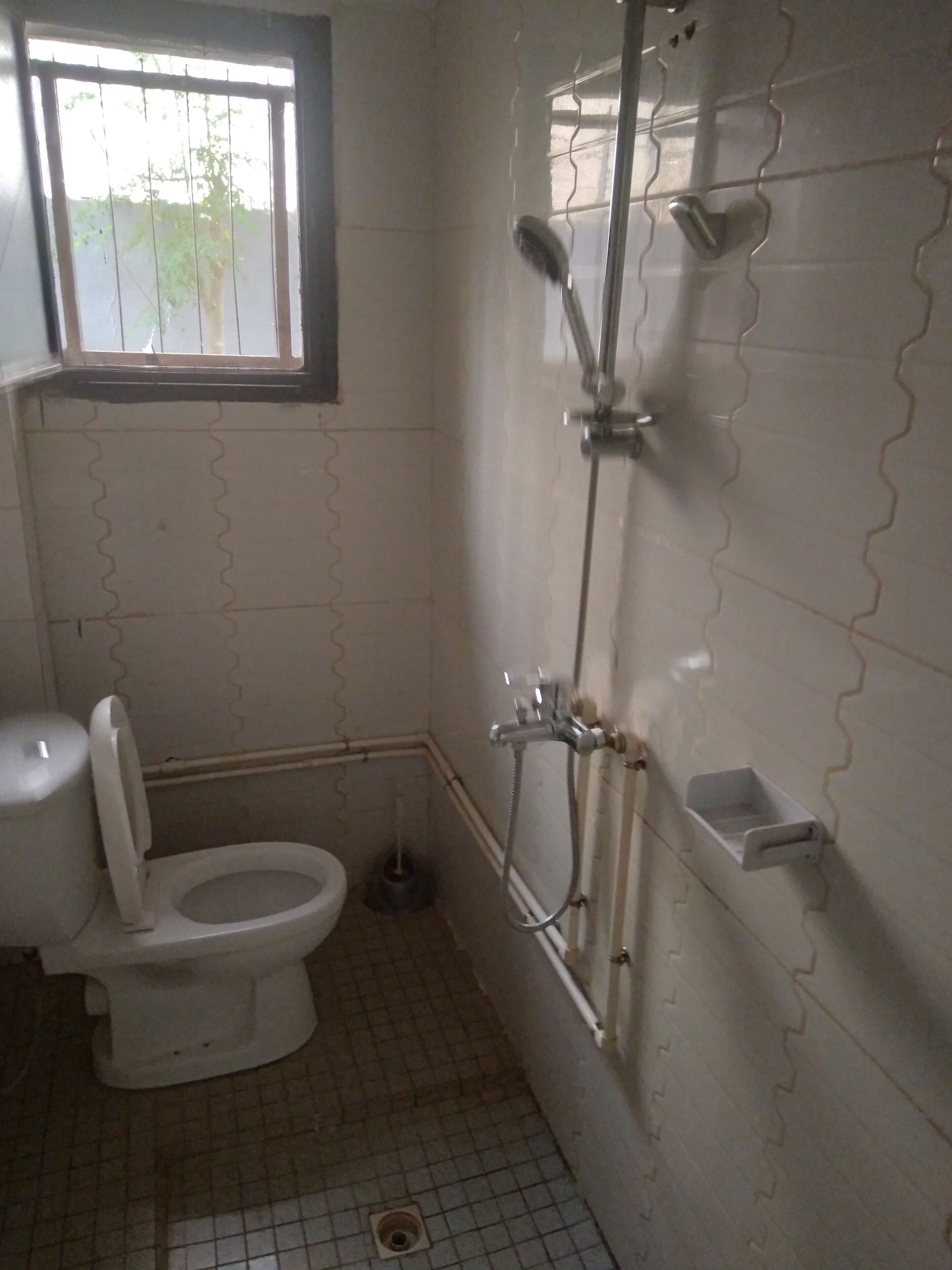 House, 4 Bedrooms, Smoking, Balcony | Bathroom