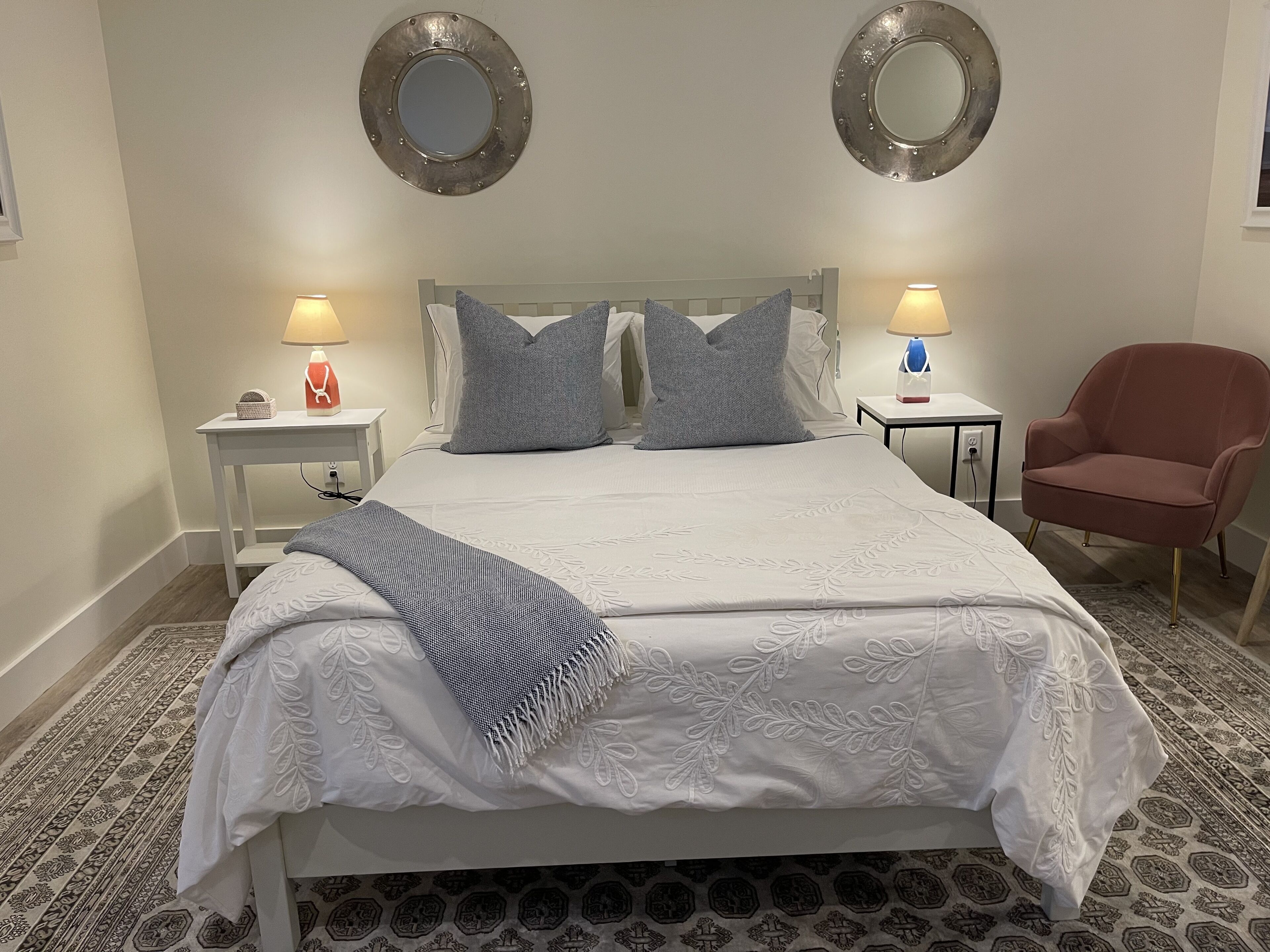 Private Modern Bedroom In a Central Location