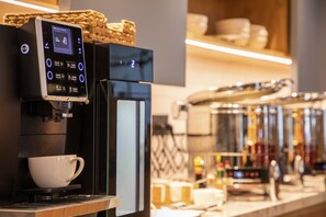 Desayuno buffet todos los días (con cargo) 
