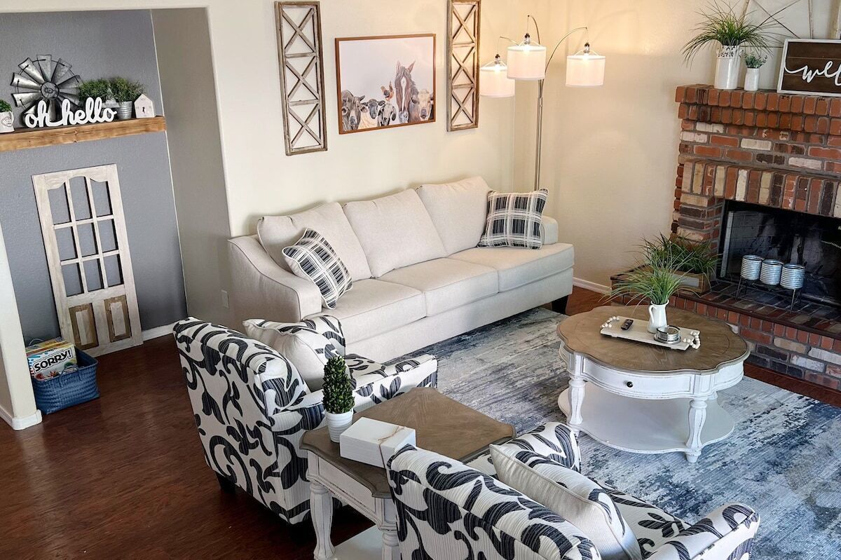 Perfect Gilbert Location!