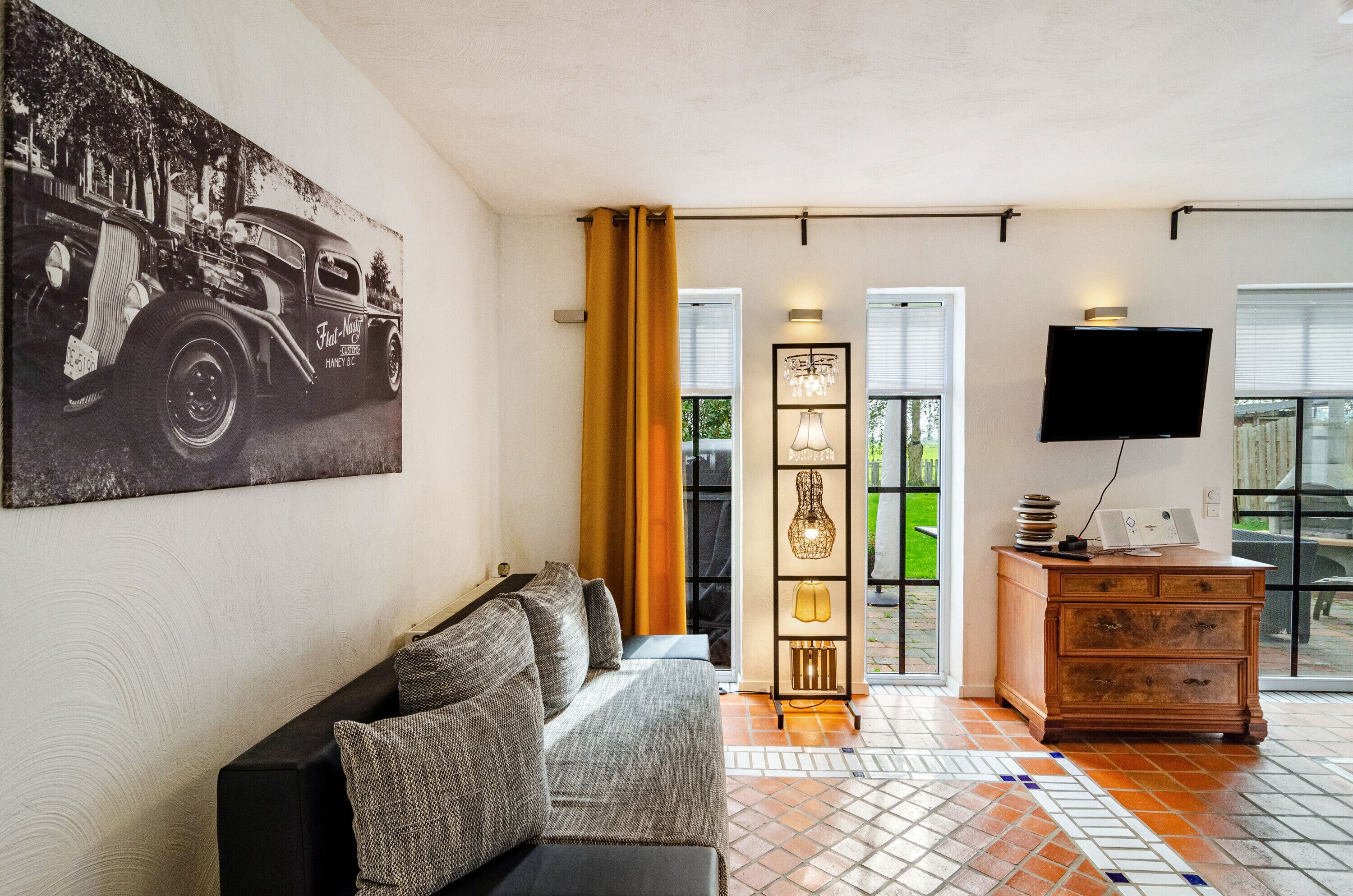 Télévision, chaîne hi-fi