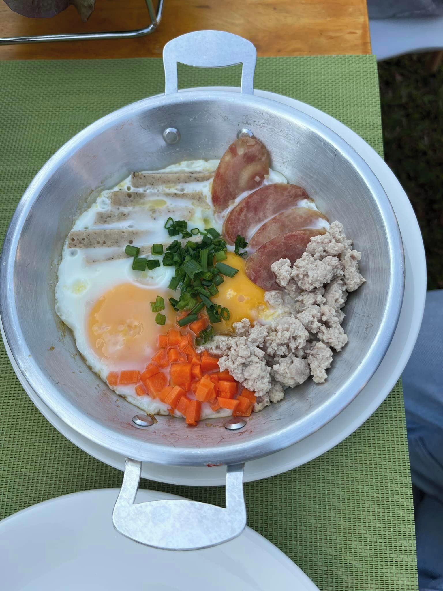 Breakfast meal