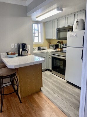 Private kitchen - Studio with Full Kitchen Private Entrance (Las Vegas)