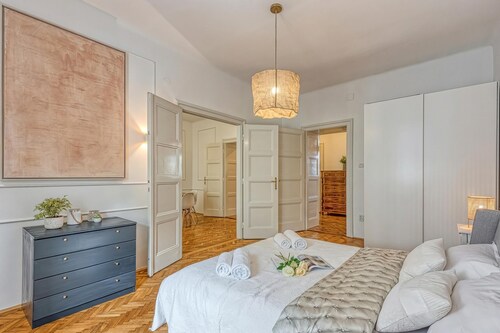 Spacious Apartment In Heart Of Zagreb, Zagreb, Croatia