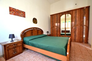 Casa, 1 camera da letto, fumatori, vista città | 2 camere