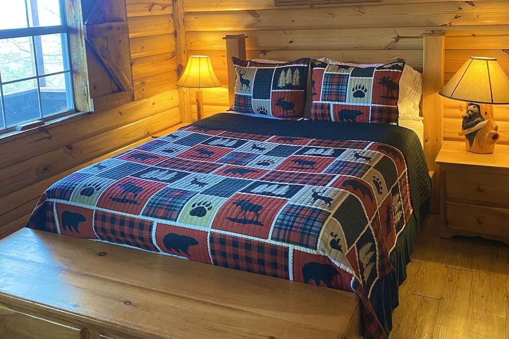 The Bear Den