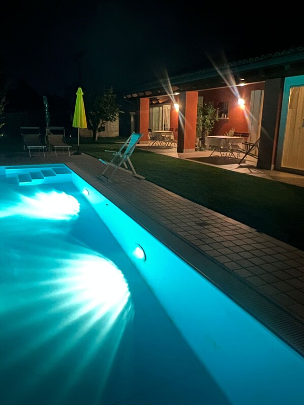 ルーム 1 ベッドルーム パティオ ガーデンビュー | プール | 屋外プール