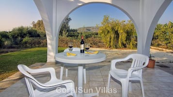 Villa, 3 habitaciones, para fumadores, alberca privada | Terraza o patio