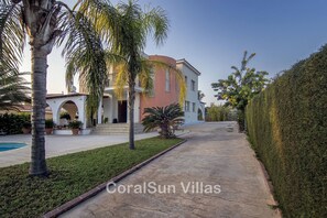 Villa, 3 Bedrooms, Smoking, Private Pool | Property grounds
