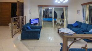 Villa, 3 chambres, fumeur, piscine privée | Salle de séjour