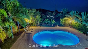 Villa, 3 habitaciones, para fumadores, alberca privada | Alberca | Alberca al aire libre