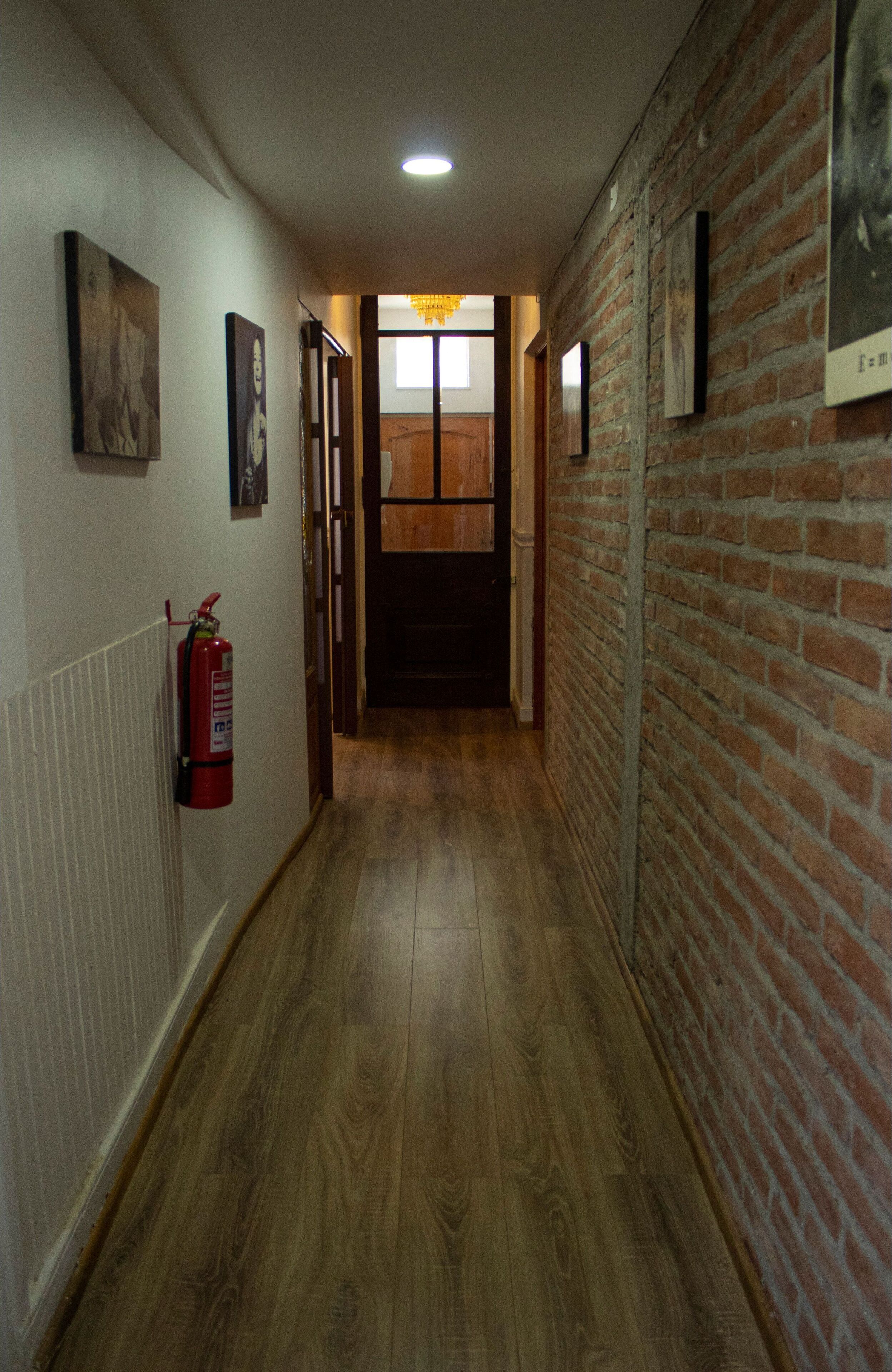 House, 4 Bedrooms, Terrace, City View | Hallway