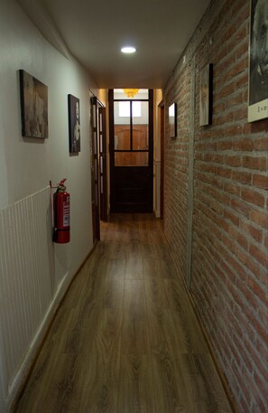 House, 4 Bedrooms, Terrace, City View | Hallway - Valparaiso Panoramic View Tranquility (Valparaiso)