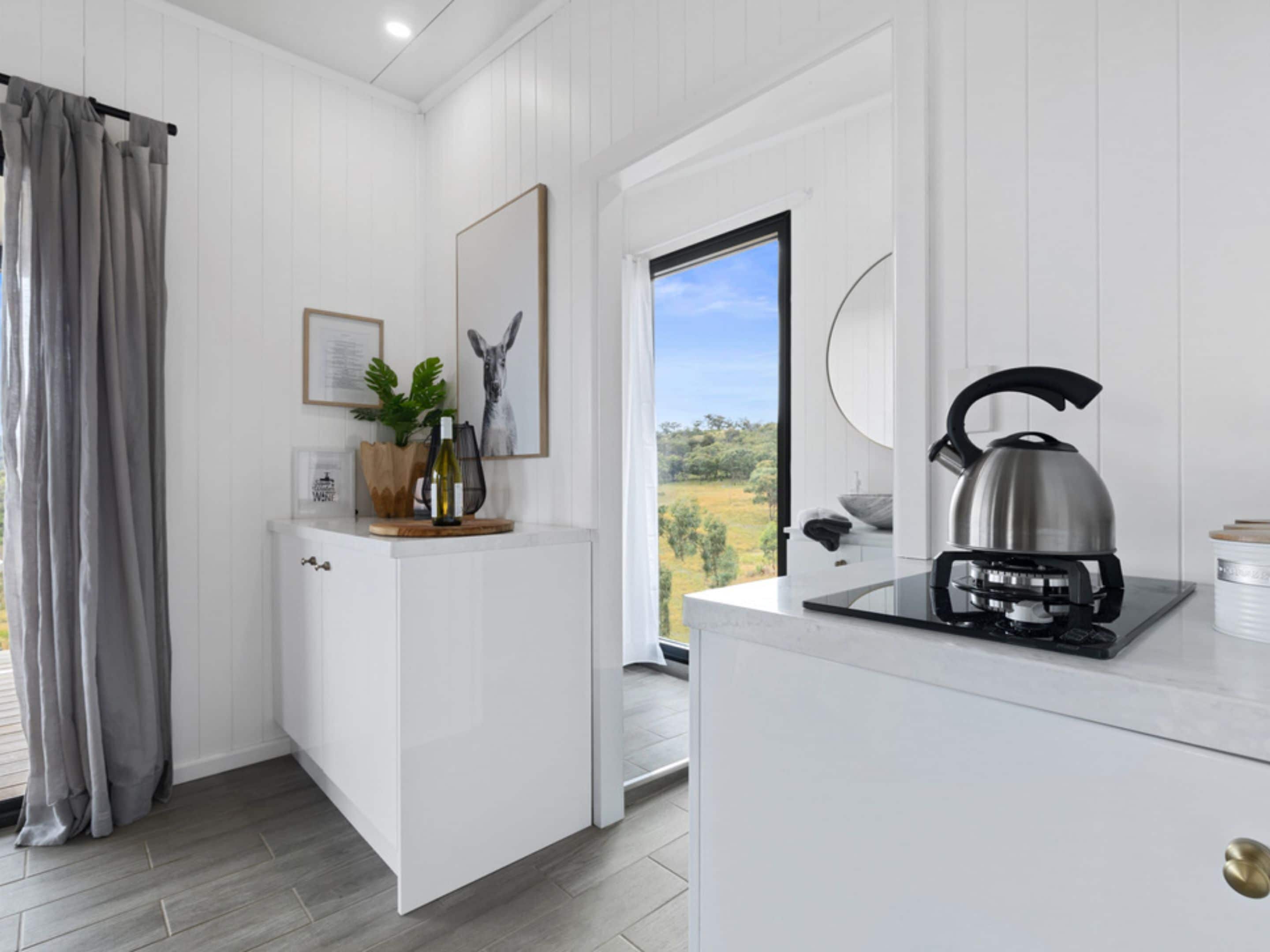 Villa Rose | ครัวขนาดเล็กส่วนตัว | ตู้เย็น