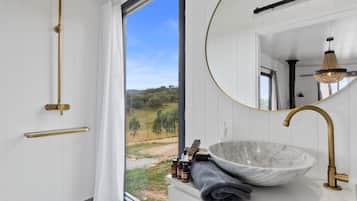 Villa Rose | Bathroom