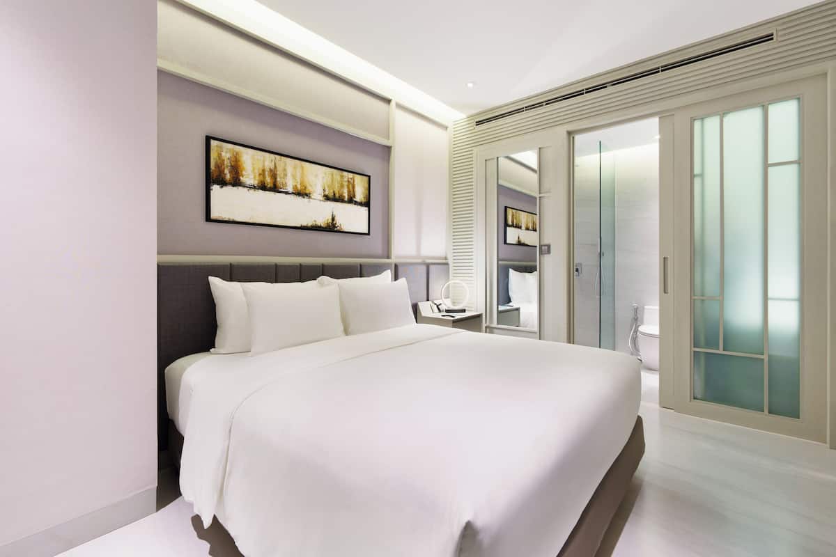 Penthouse Two Bedroom | 1 bedroom, minibar, in-room safe, free WiFi