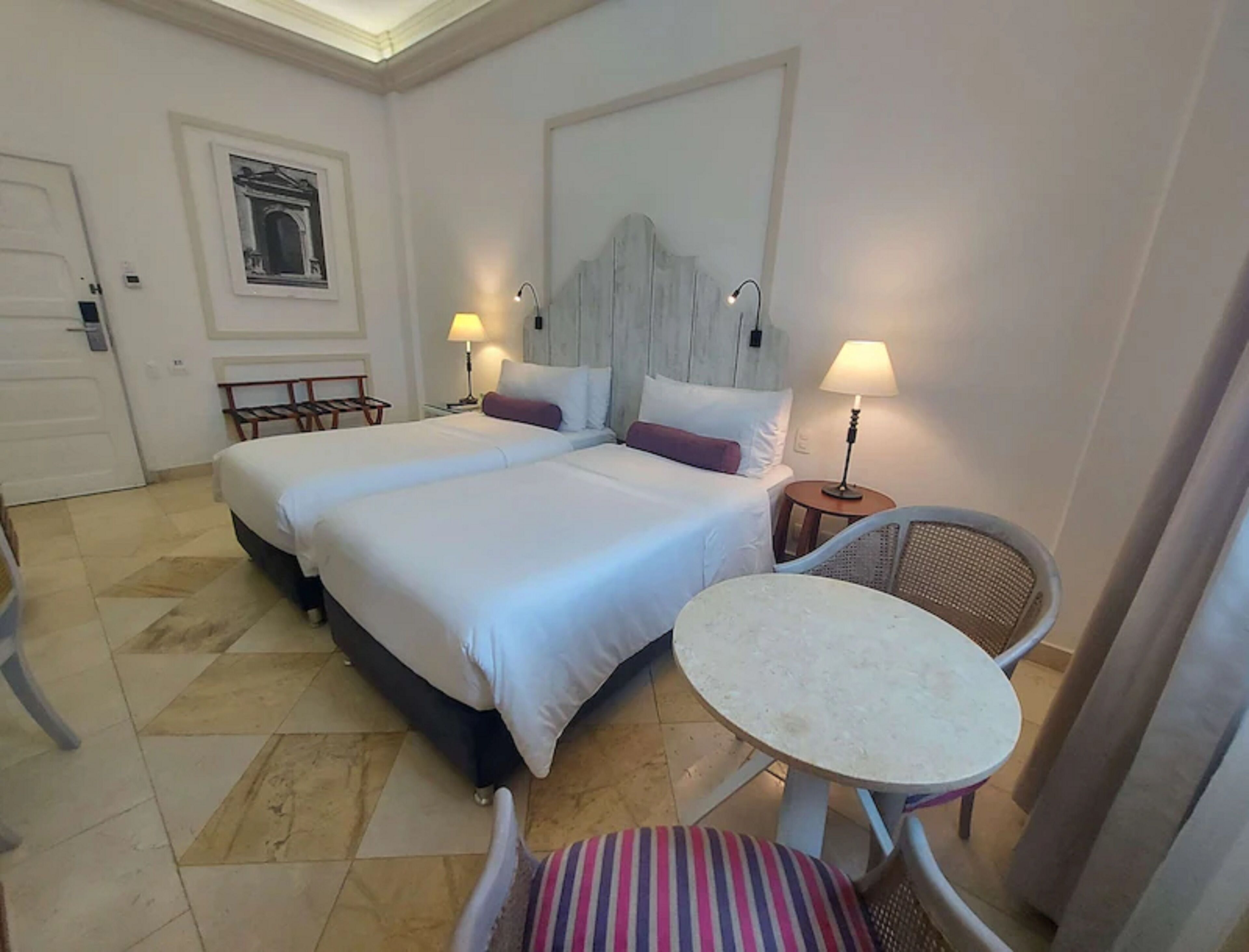 Foto - \"room in Lodge - Hc-cd Hotel Room Facing The Sea With Pool Air Conditioning And Wifi Num030\"