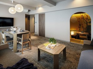 Appartement Exécutif, non-fumeur, cuisine (Suite, with Tatami Room) | Restauration dans la chambre