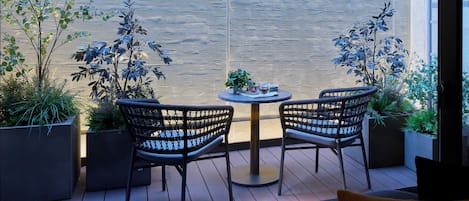 Deluxe-Vierbettzimmer, Nichtraucher, Sauna | 1 Schlafzimmer, kostenloses WLAN