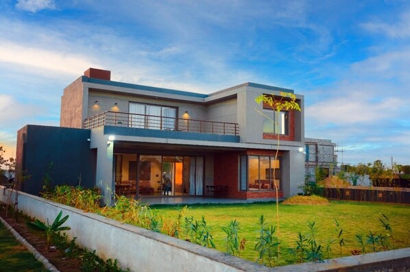 Exterior - Expert Villla   (Sanand)